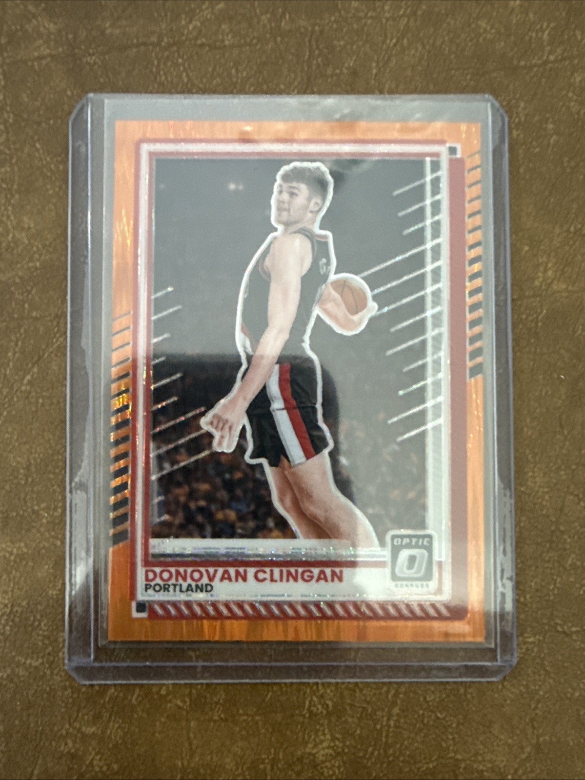 2025-26 Panini Donruss Optic Donovan Clingan Orange Shock 92/199 Blazers 116