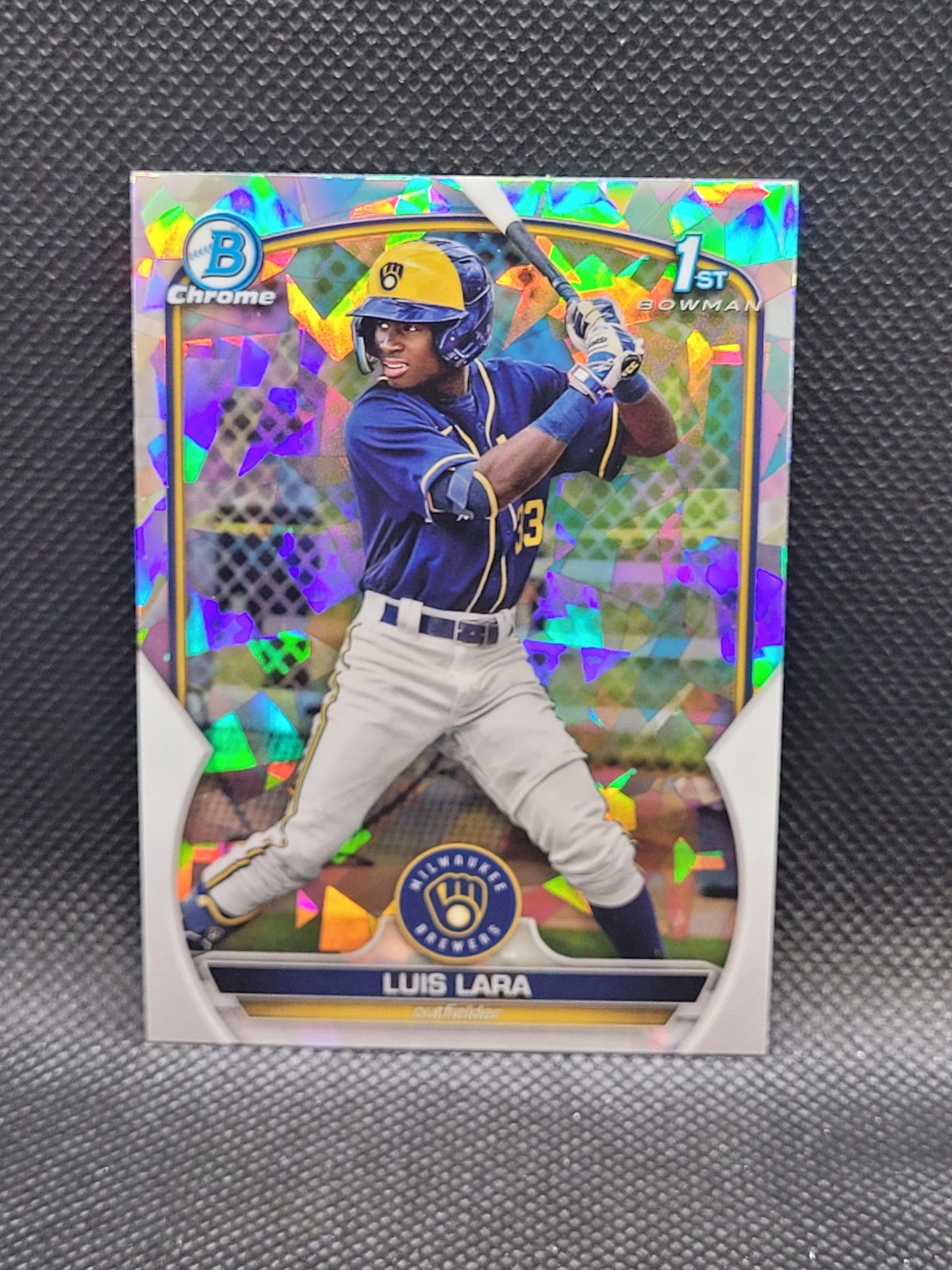 2023 Bowman Chrome LUIS LARA atomic refractor RC – 1st – Milwaukee Brewers