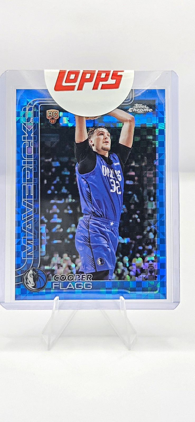 Topps 2025-26 Chrome Cooper Flagg Rookie #251 Blue X Fractor Dallas Mavericks